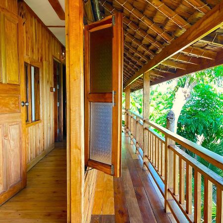 Phi Phi Phu Chalet Resort Phi Phi Don Exterior foto