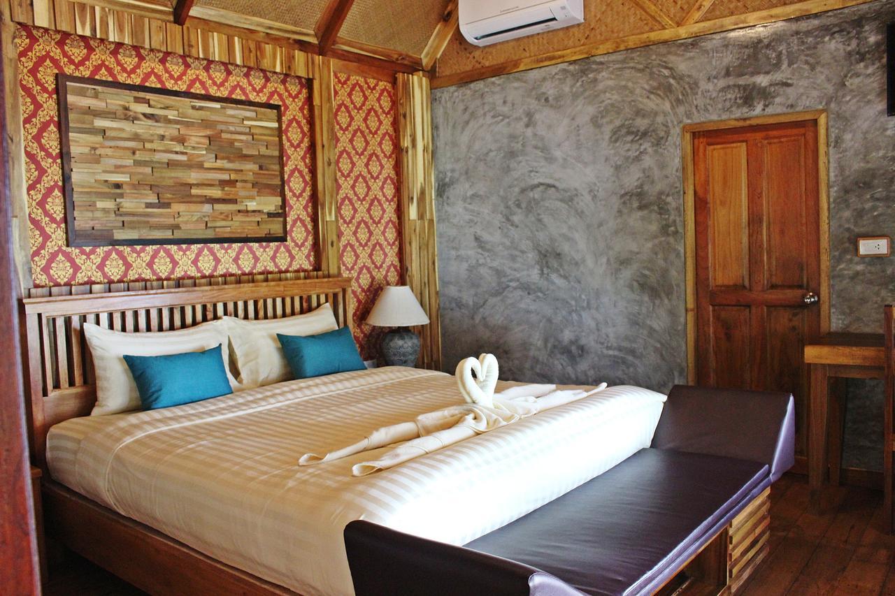 Phi Phi Phu Chalet Resort Phi Phi Don Exterior foto