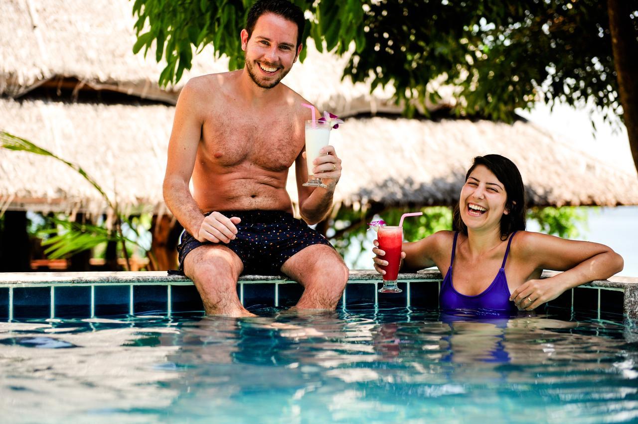 Phi Phi Phu Chalet Resort Phi Phi Don Exterior foto